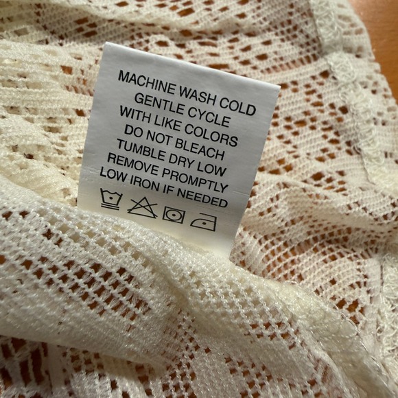 Eyeshadow NEW Womens XL Cream Floral Lace Tank Top Crochet Bib Layer Cottage - Picture 8 of 9